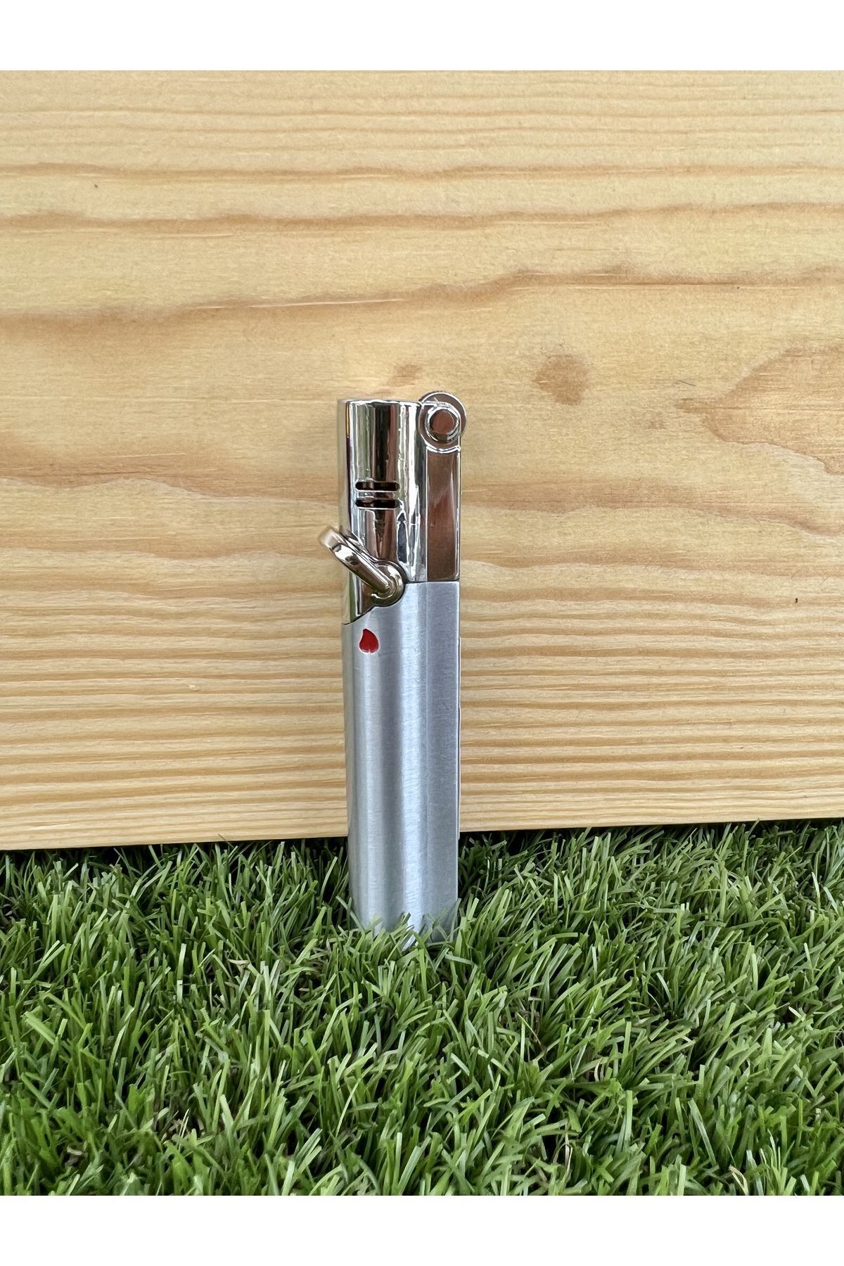 Hunter Metal Gümüş Gri Renk Taşlı Çakmak