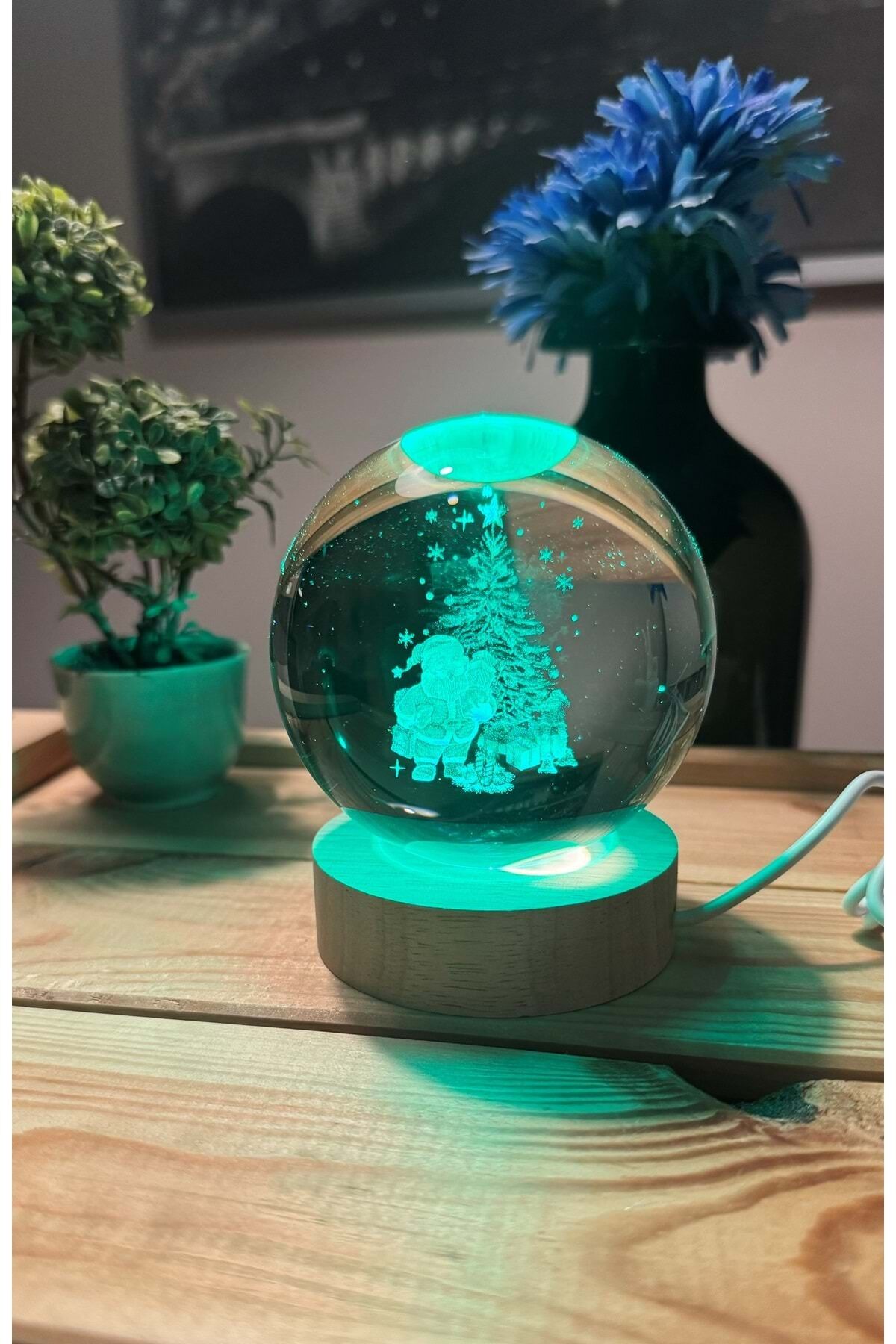 Işıklı Cam Küre Noel Baba Yılbaşı Ağacı 3d Işıklı