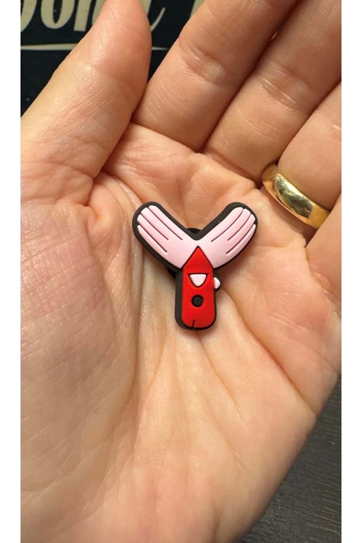 Terlik Süsü/Animal Y Harfi