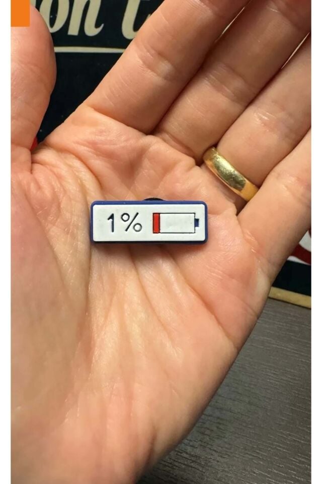 Terlik Süsü/Battery Low