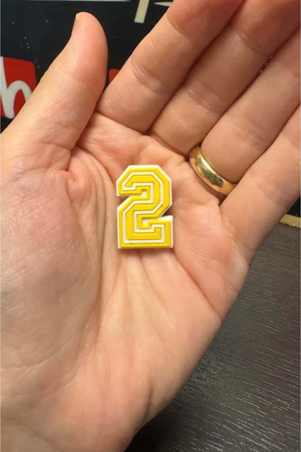 Terlik Süsü/2 Rakamı