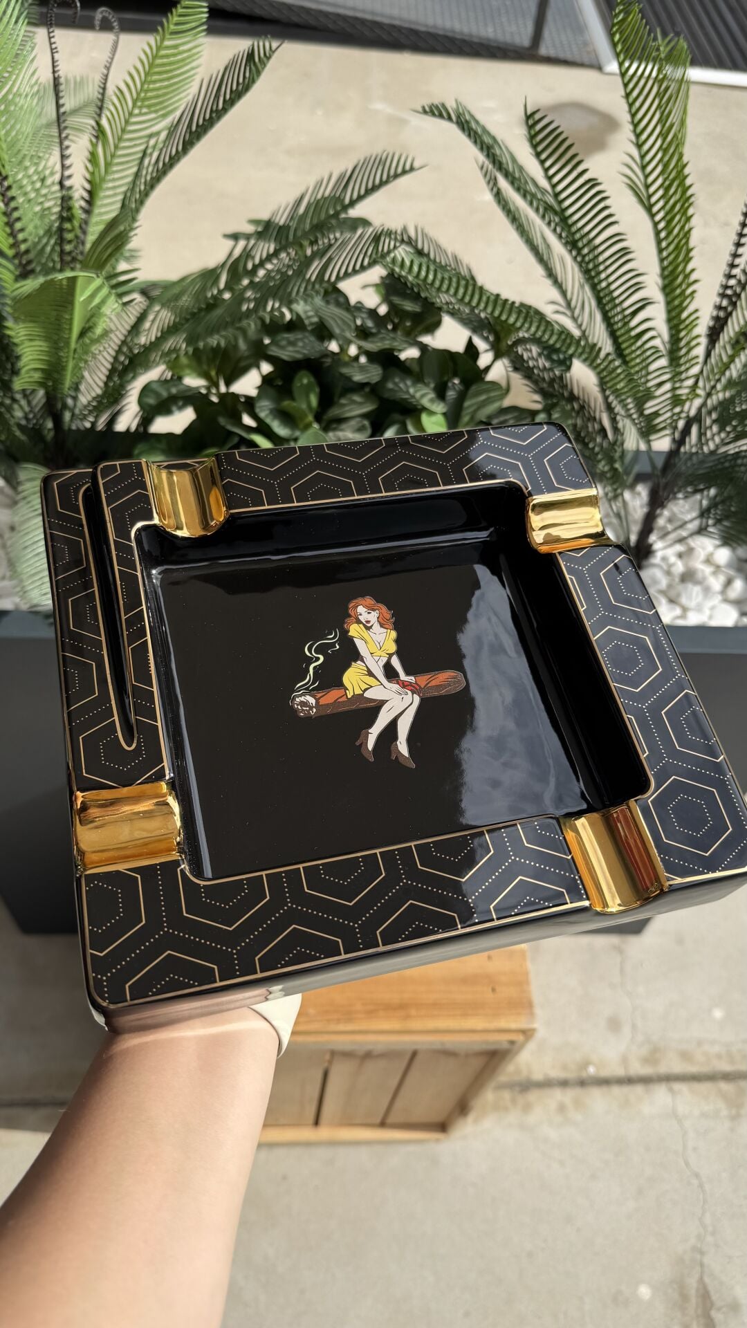 Lüks Puro Küllüğü - Gold Detaylı Retro Pin-Up