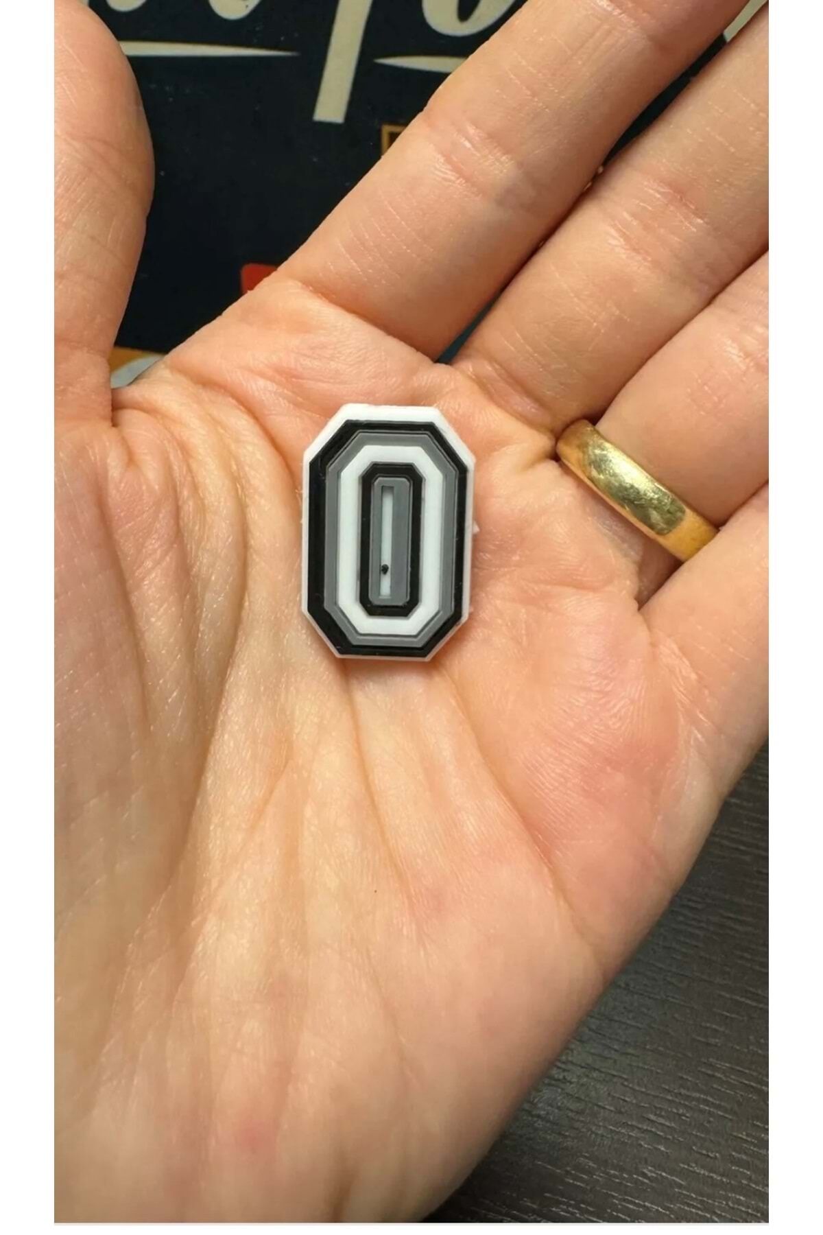 Terlik Süsü/O Harfi