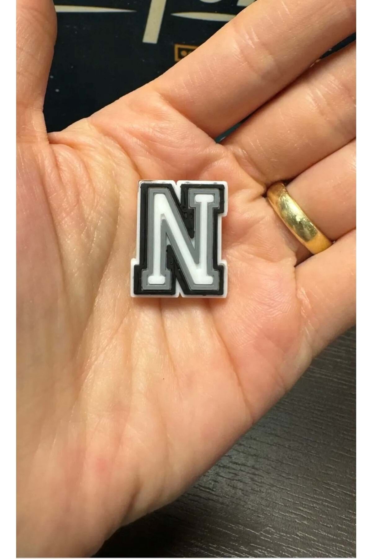 Terlik Süsü/N Harfi