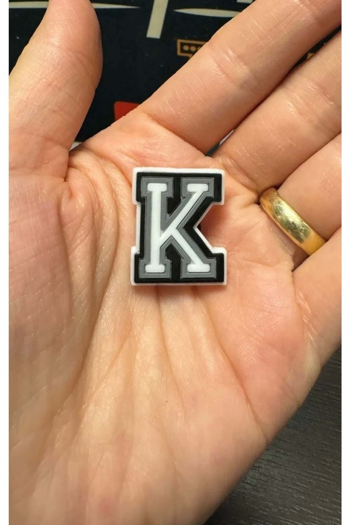 Terlik Süsü/K Harfi