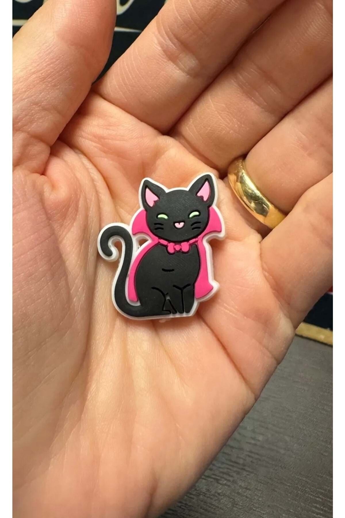 Terlik Süsü/Kara Kedi