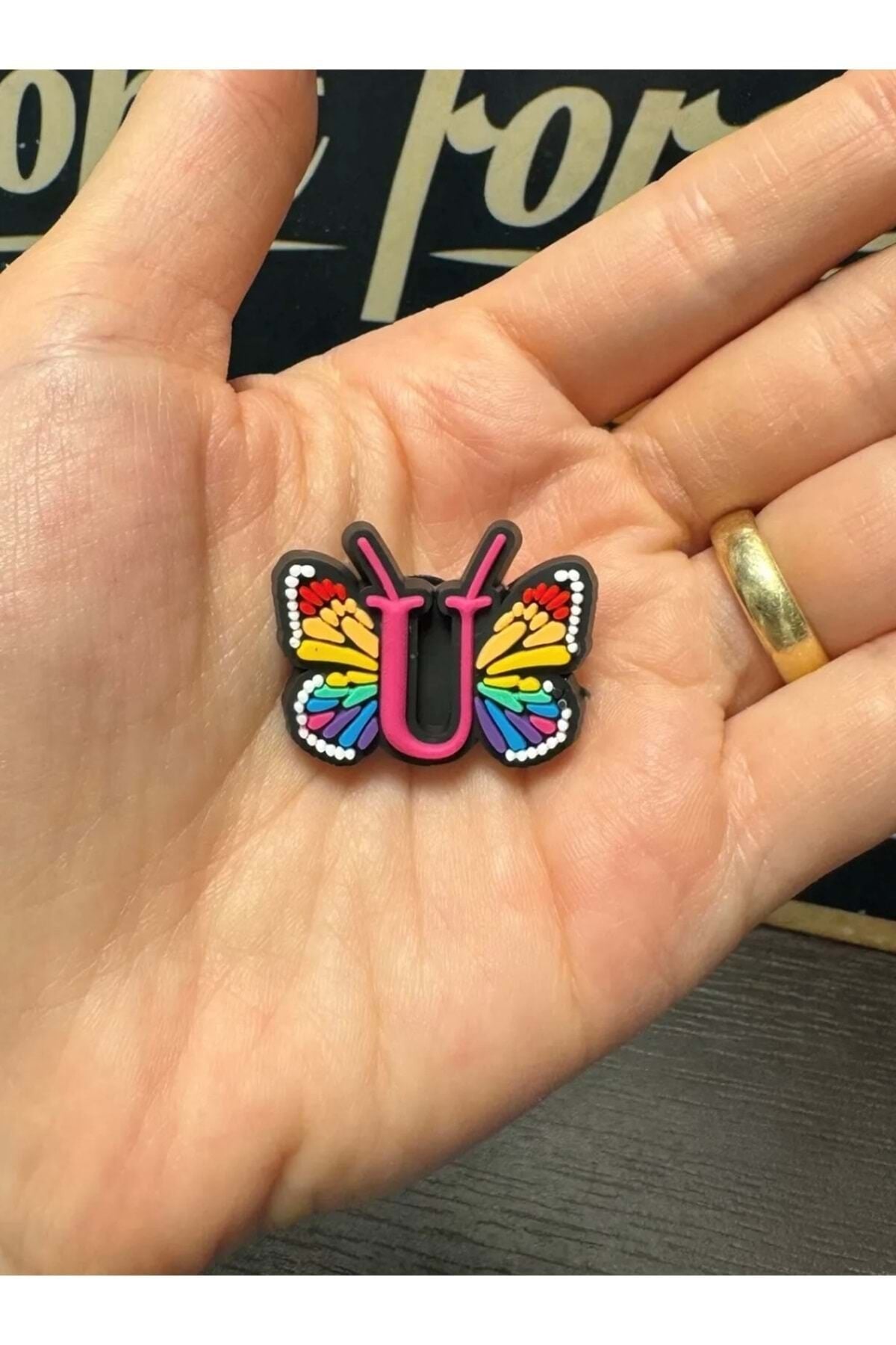 Terlik Süsü/U Harfi Kelebek