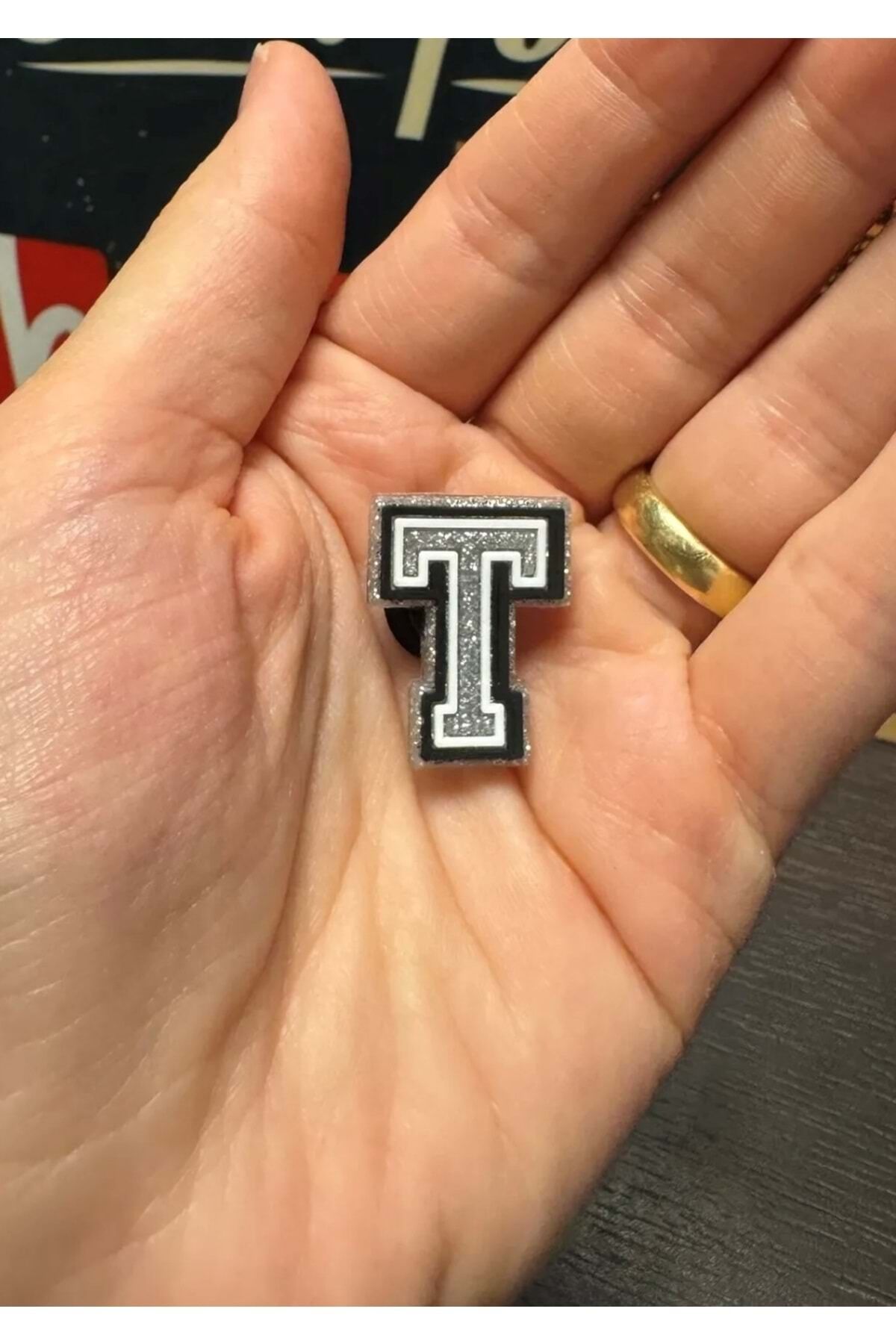 Terlik Süsü/Simli T Harfi