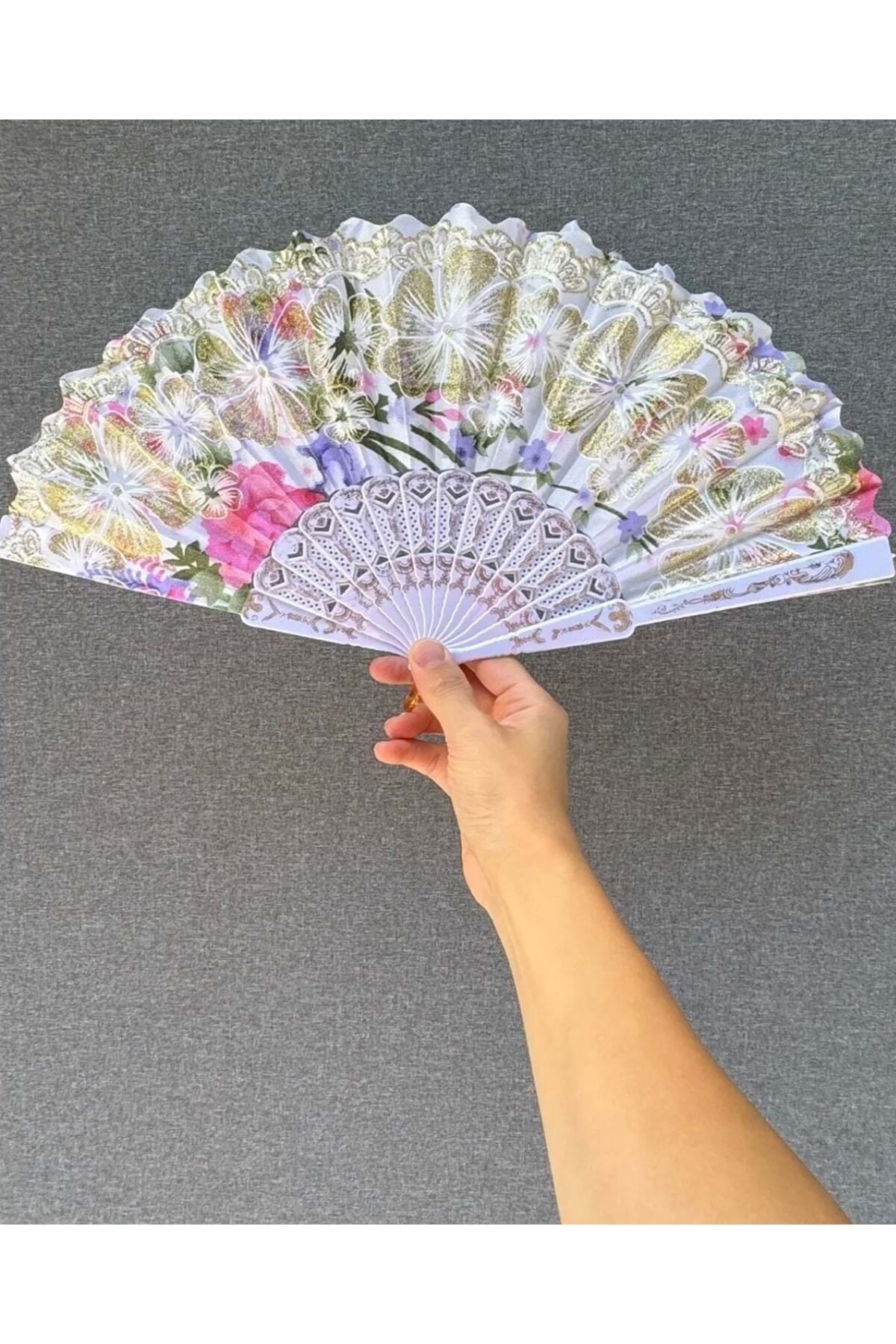 Beyaz Renkli Simli Yelpaze