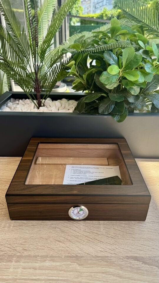 Camlı Humidor