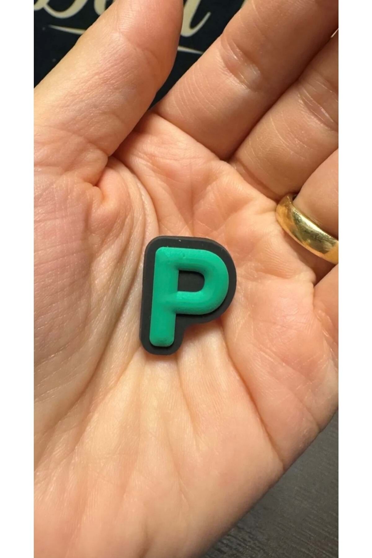 Terlik Süsü/P Harfi