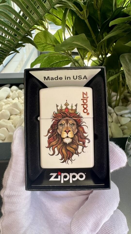 Lion - 214  White Matte