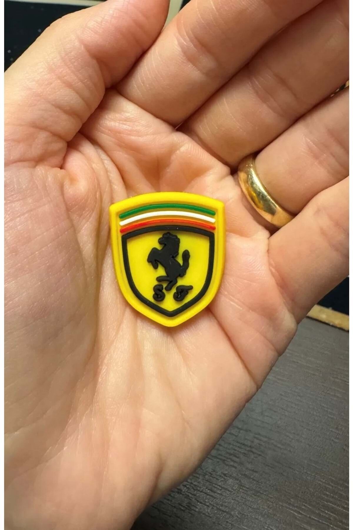 Terlik Süsü/Araba Logosu