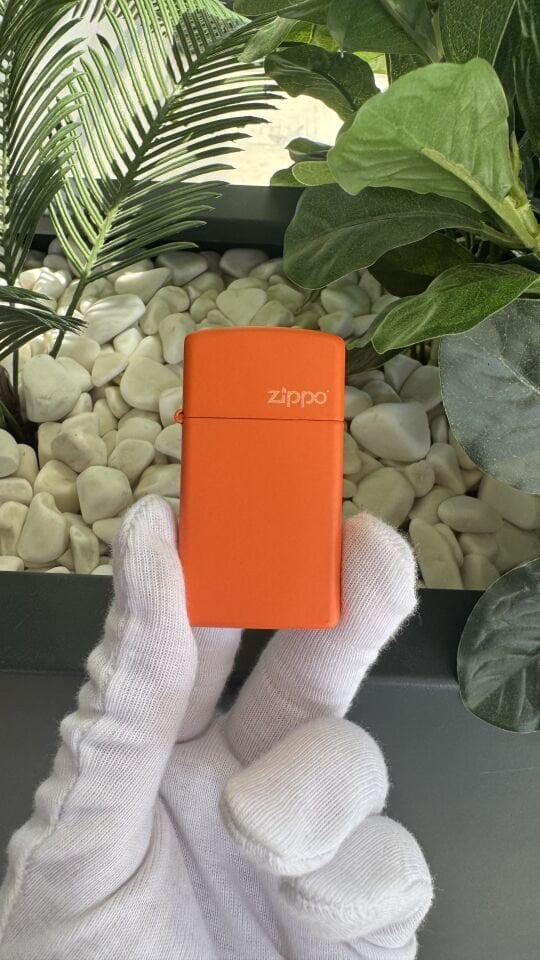 L Slim Zippo Logo 1631ZL