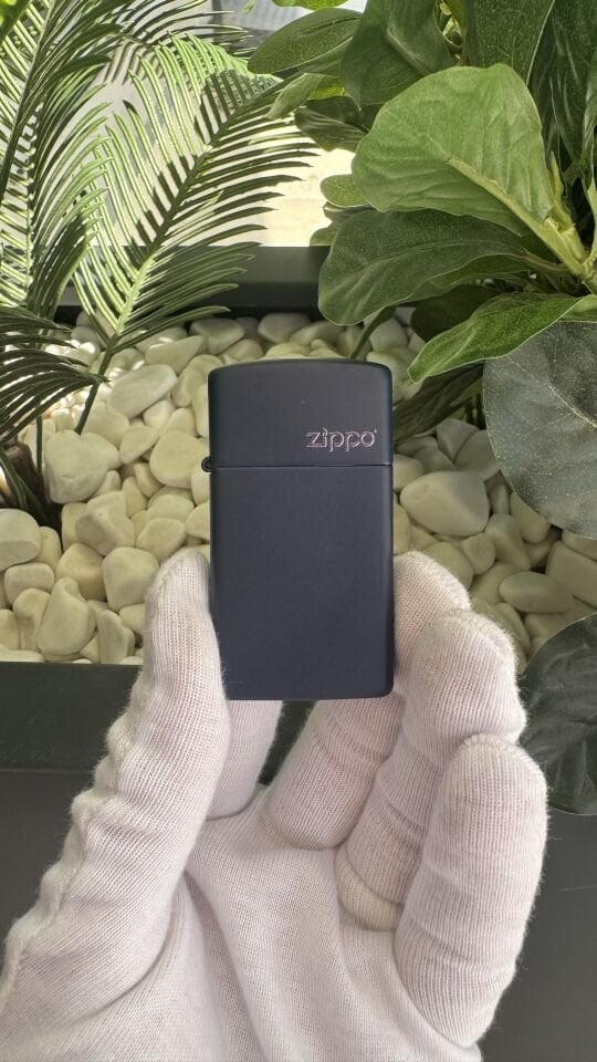 L Slim Zippo Logo 1639ZL