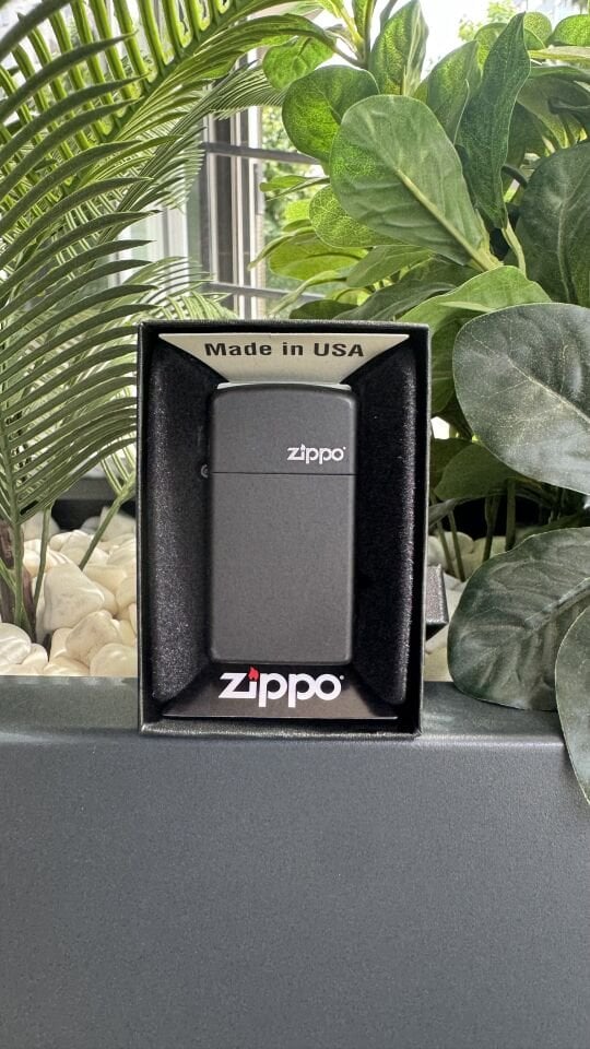 L Slim Zippo Logo 1618ZL