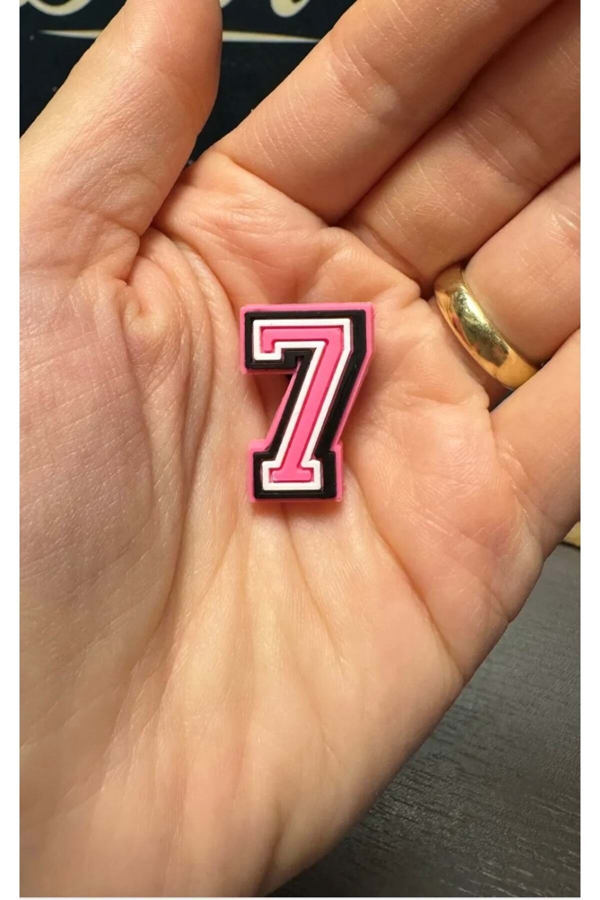 Terlik Süsü/Pembe 7 Rakamı