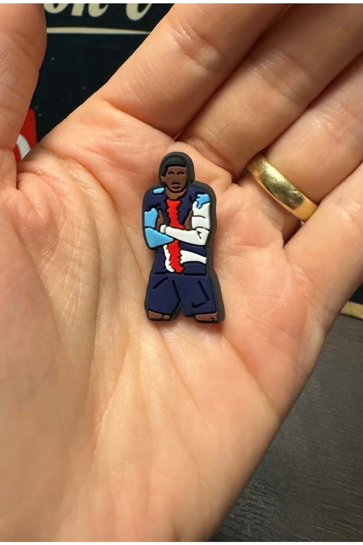 Terlik Süsü/Futbolcu