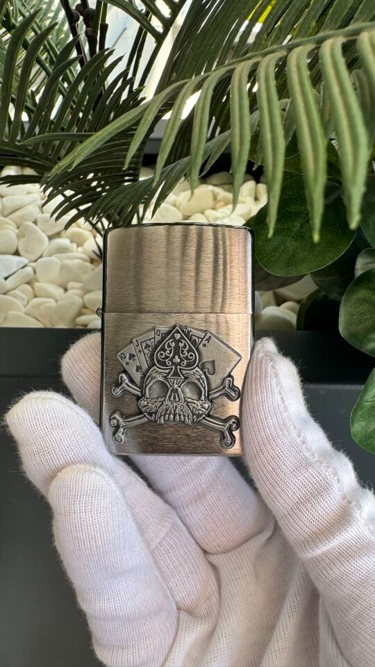 Card Skull Emblem Classic