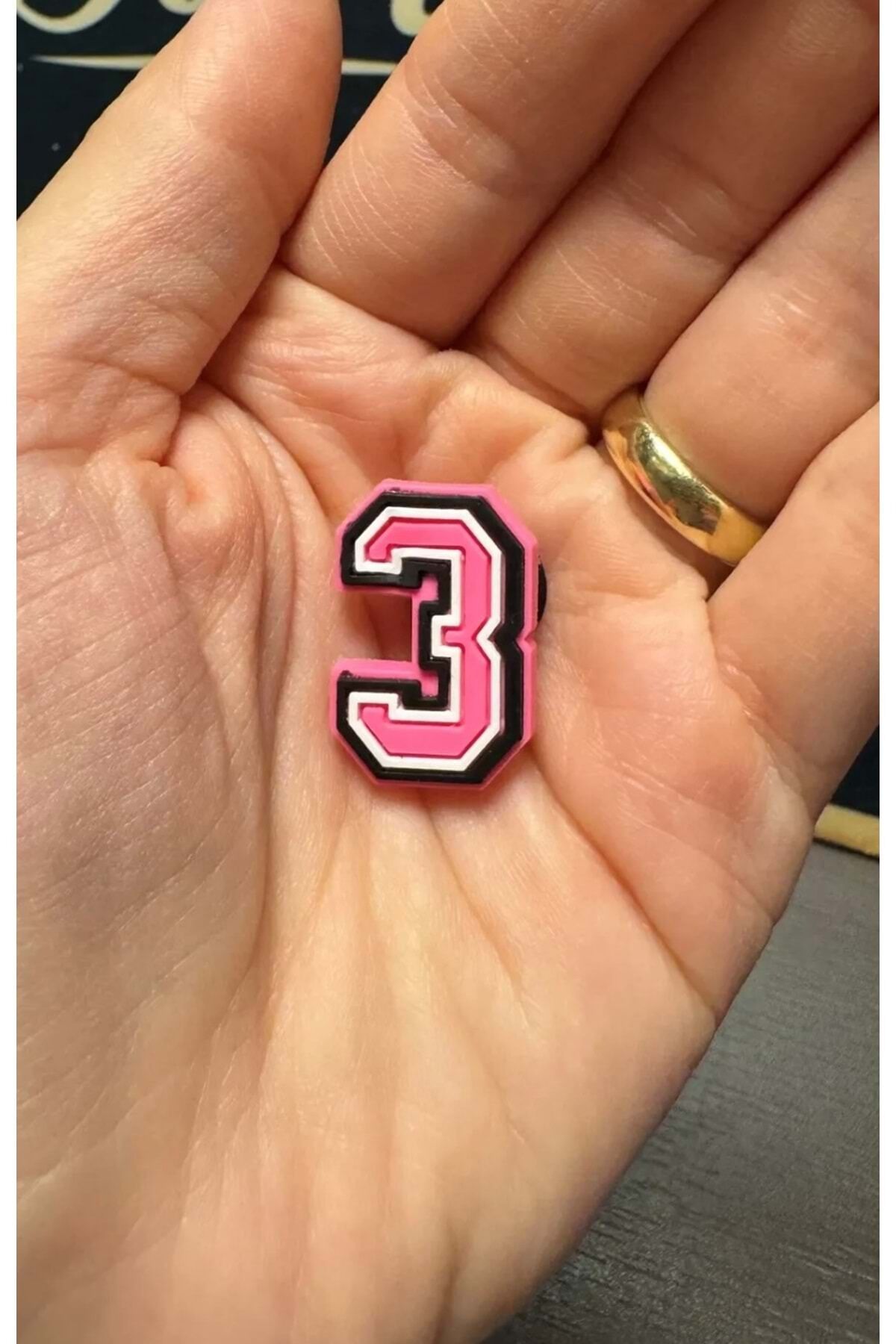 Terlik Süsü/Pembe 3 Rakamı
