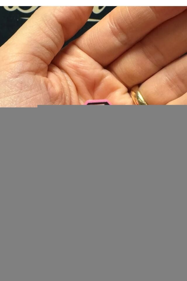 Terlik Süsü/Pembe S Harfi