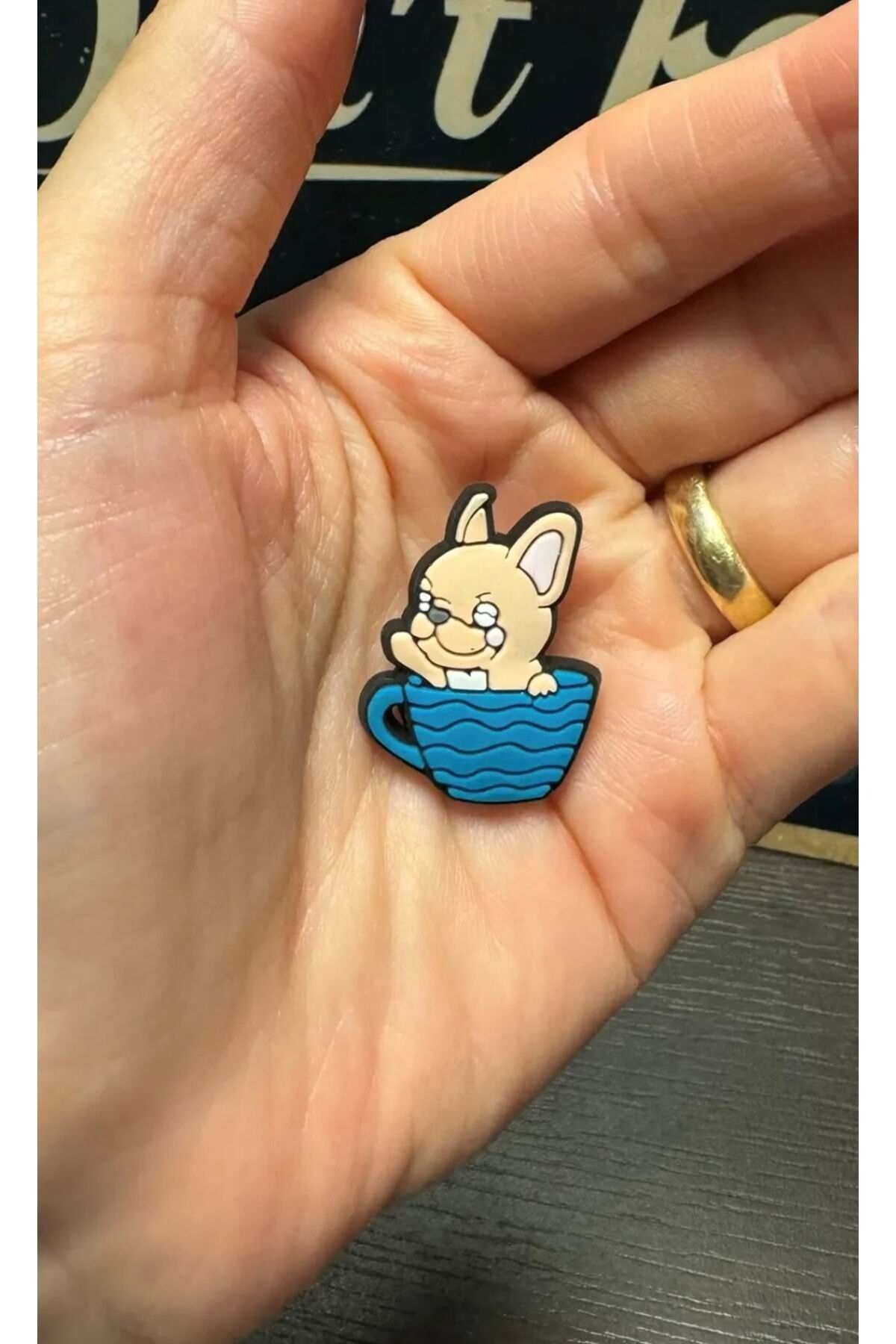 Terlik Süsü/Fincan Köpek