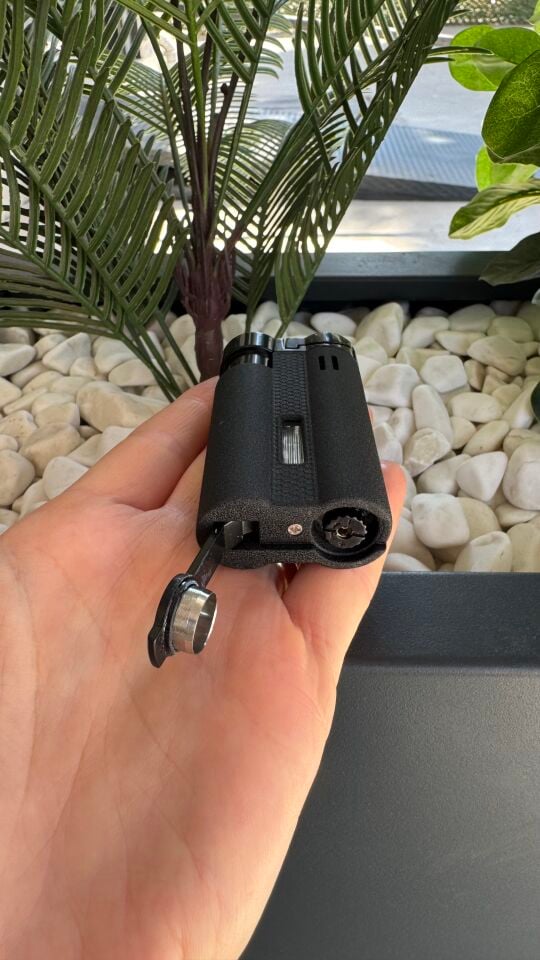 Parmida 3 Torch Mat Siyah Çakmak Mat Siyah Tekli Küllük İkili Puro Seti